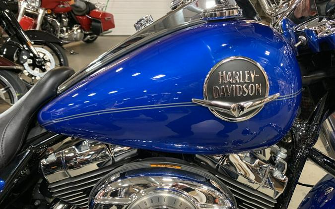 Harley-Davidson® Road King® Classic 2008 FLHR Pacific Blue Pearl