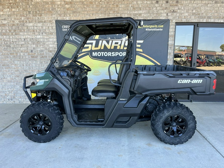 2022 Can-Am Defender DPS HD9