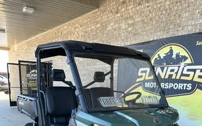 2022 Can-Am Defender DPS HD9