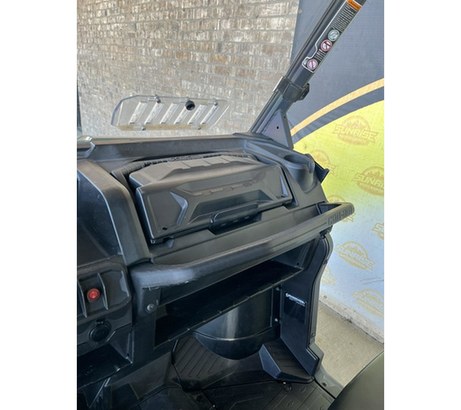 2022 Can-Am Defender DPS HD9