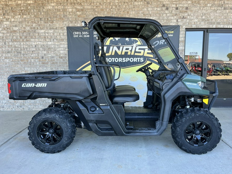 2022 Can-Am Defender DPS HD9