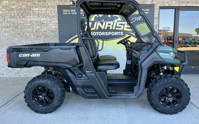 2022 Can-Am Defender DPS HD9