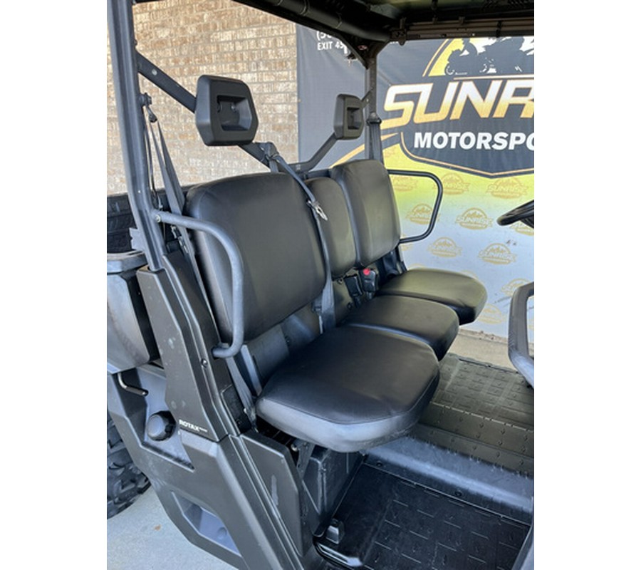 2022 Can-Am Defender DPS HD9