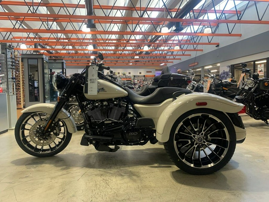 2023 Harley-Davidson® FLRT - Freewheeler®