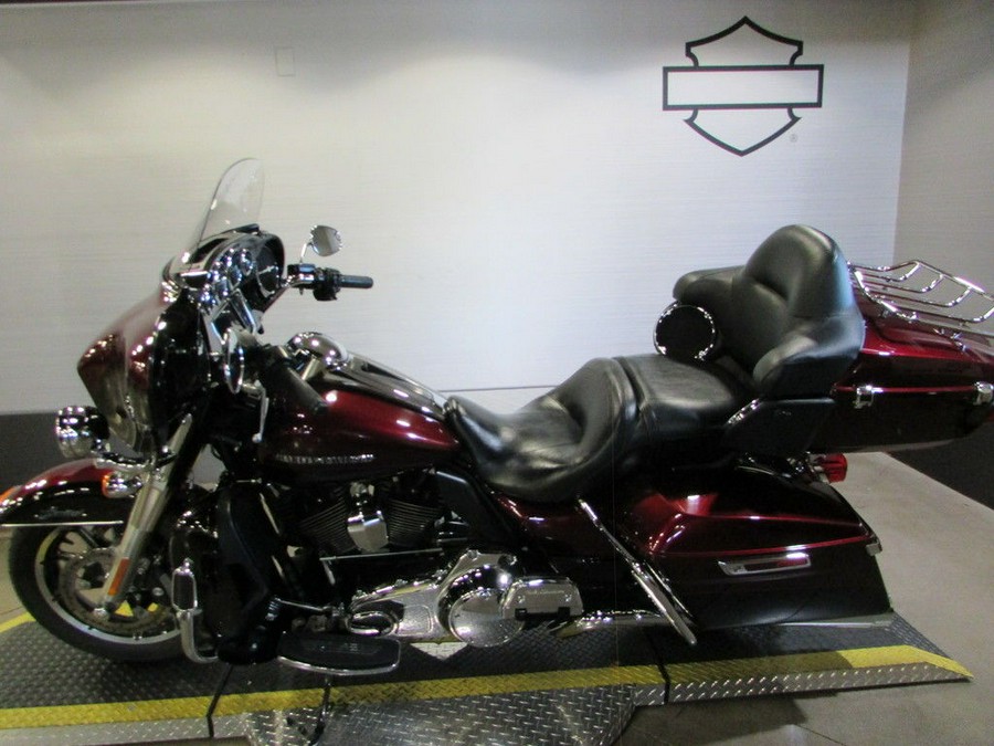 2014 Harley-Davidson® FLHTK - Electra Glide® Ultra Limited