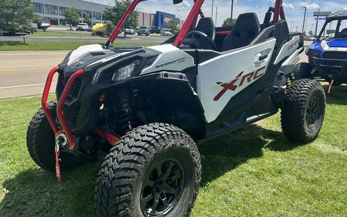 2024 Can-Am® Maverick Sport X rc 1000R