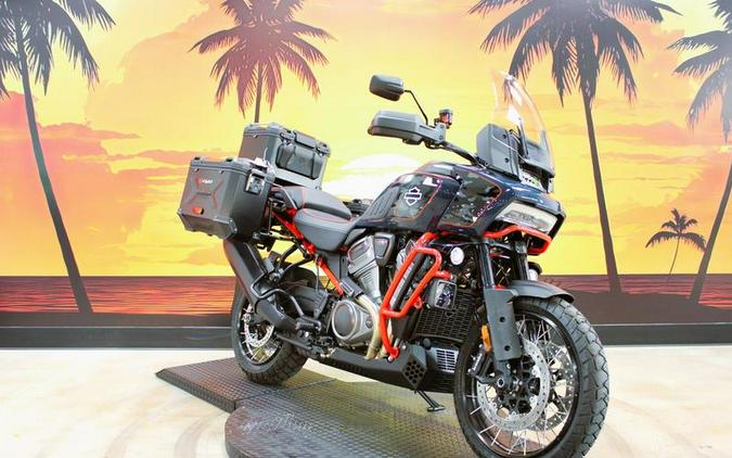 2025 Harley-Davidson® RA1250ST - Pan America® 1250 ST