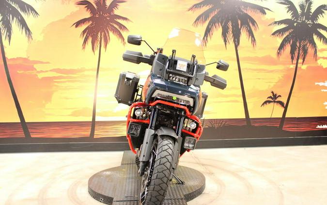 2025 Harley-Davidson® RA1250ST - Pan America® 1250 ST