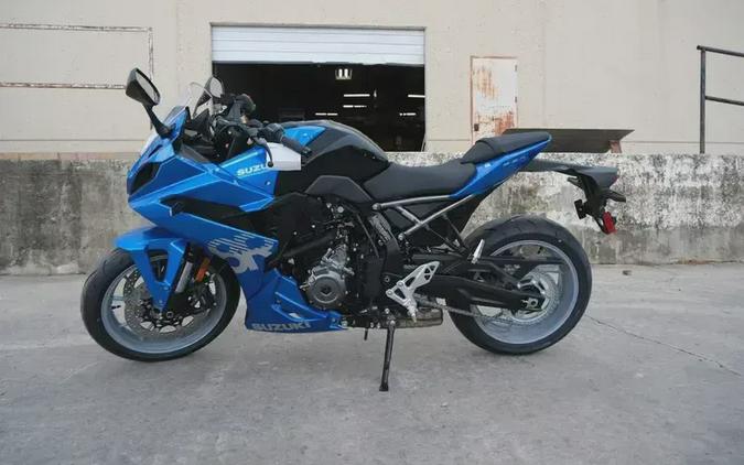 2026 SUZUKI GSX8R