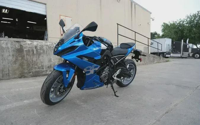2026 SUZUKI GSX8R