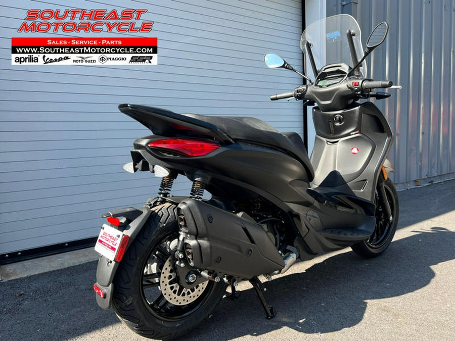 2024 Piaggio BV 400 Deep Black