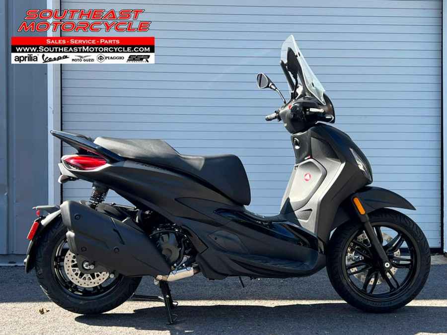 2024 Piaggio BV 400 Deep Black