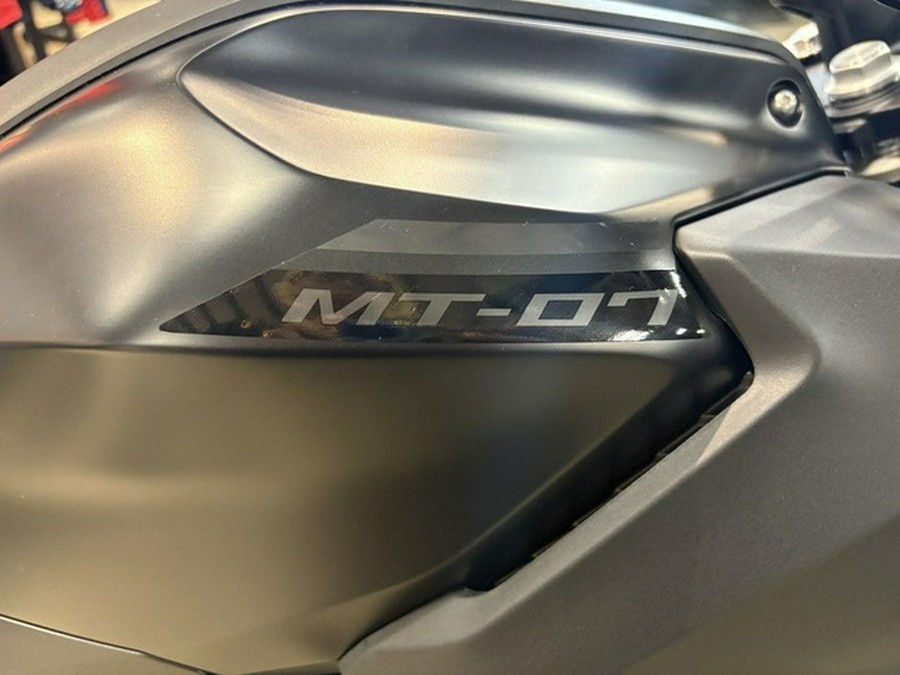 2025 Yamaha MT 07