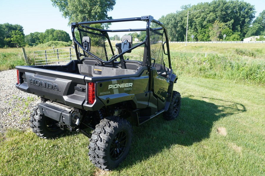 2025 Honda PIONEER 1000 DELUXE
