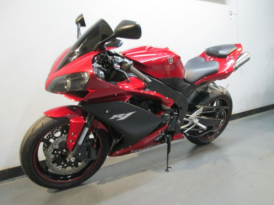 2007 Yamaha YZF-R1 Candy Red