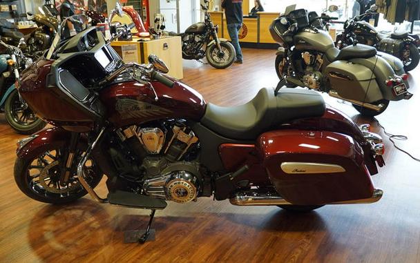 2023 Indian Motorcycle® Challenger® Limited Maroon Metallic