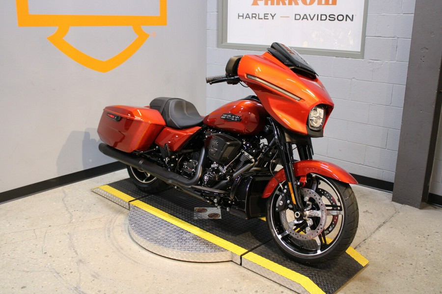 2024 Harley-Davidson Street Glide Grand American Touring FLHX