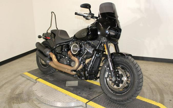 2018 Harley-Davidson® FXFB - Softail® Fat Bob®