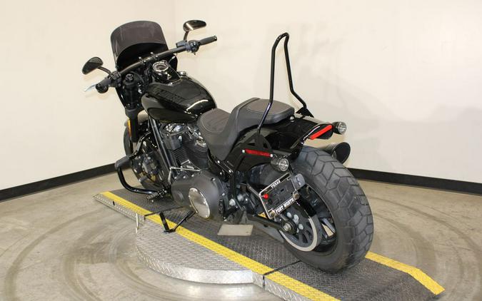 2018 Harley-Davidson® FXFB - Softail® Fat Bob®