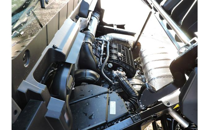 2026 Can-Am Defender MAX XT CAB HD11