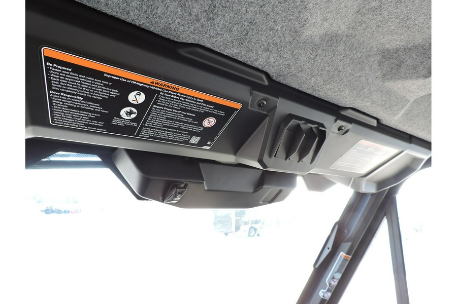 2026 Can-Am Defender MAX XT CAB HD11