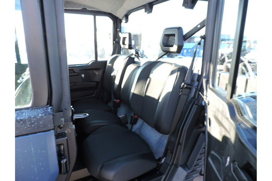 2026 Can-Am Defender MAX XT CAB HD11