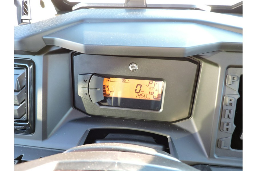 2026 Can-Am Defender MAX XT CAB HD11