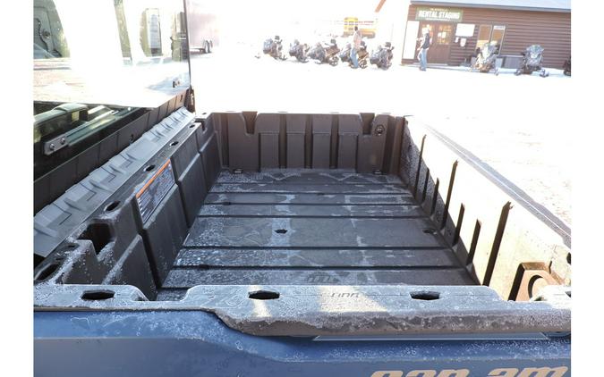 2026 Can-Am Defender MAX XT CAB HD11