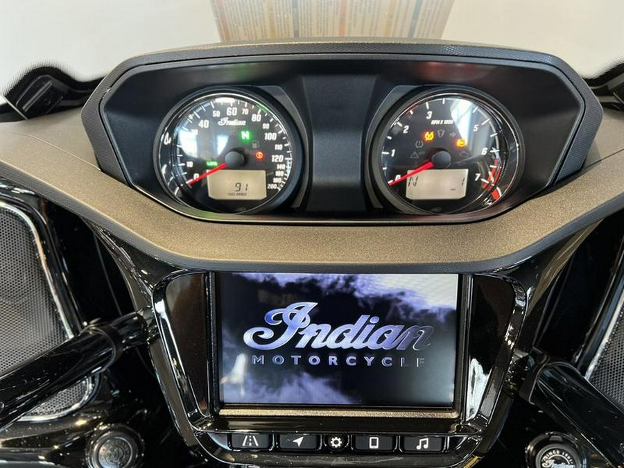 2023 Indian Motorcycle® Challenger® Limited Black Metallic