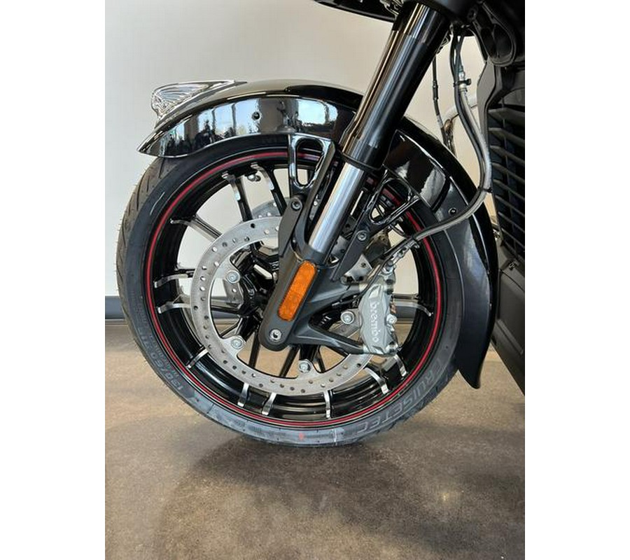 2023 Indian Motorcycle® Challenger® Limited Black Metallic