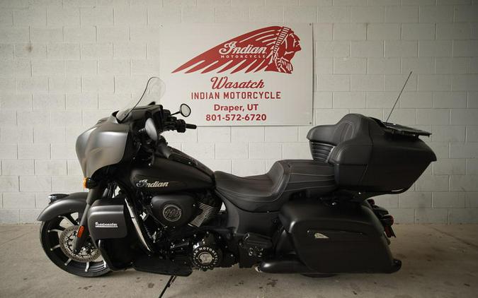 2022 Indian Motorcycle® Roadmaster® Dark Horse® Black Smoke