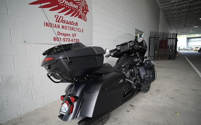 2022 Indian Motorcycle® Roadmaster® Dark Horse® Black Smoke