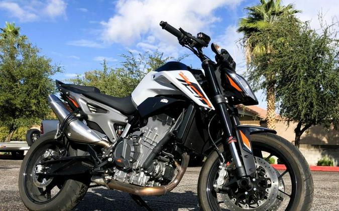 2023 KTM 790 Duke