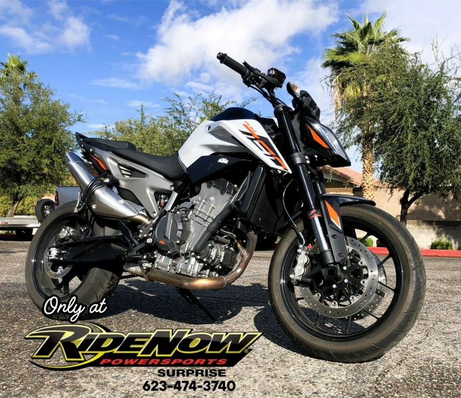 2023 KTM 790 Duke