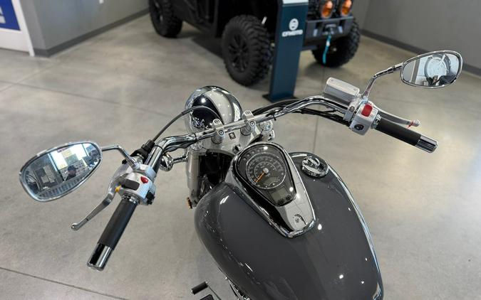 2021 Suzuki Boulevard