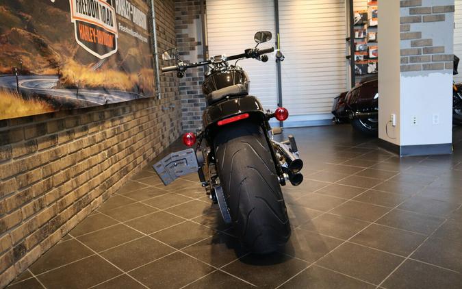 2019 Harley-Davidson Breakout 114