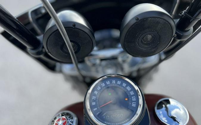 2018 Harley-Davidson FLHCS - Softail Heritage Classic 114