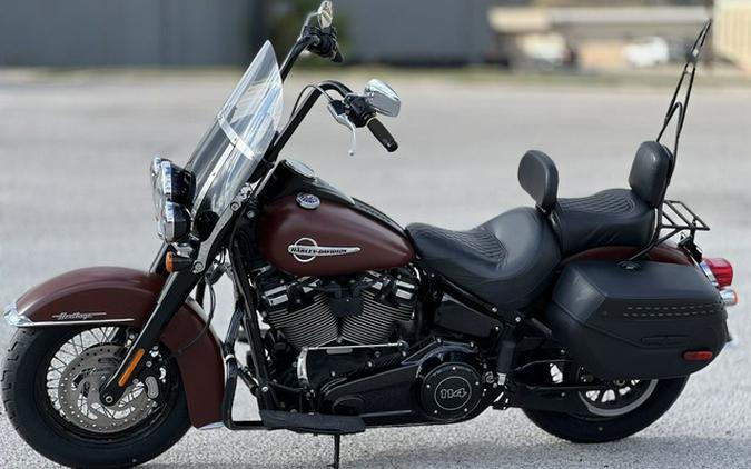 2018 Harley-Davidson FLHCS - Softail Heritage Classic 114