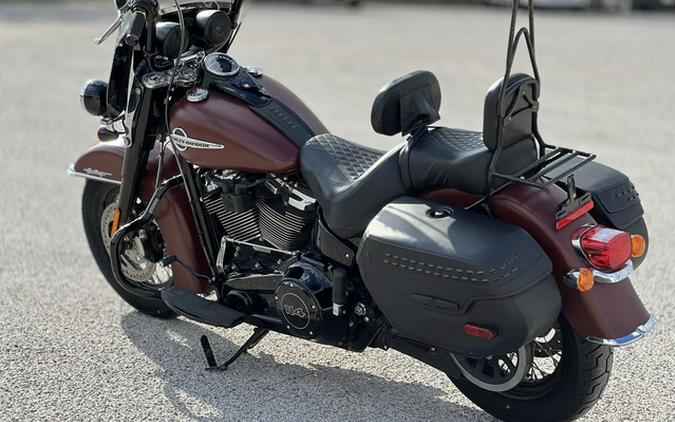 2018 Harley-Davidson FLHCS - Softail Heritage Classic 114