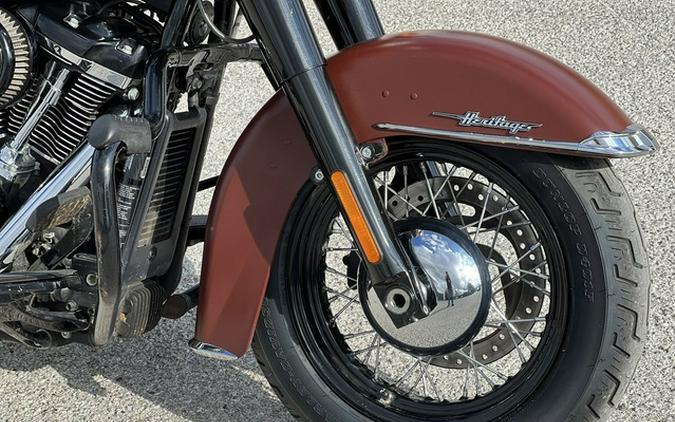 2018 Harley-Davidson FLHCS - Softail Heritage Classic 114