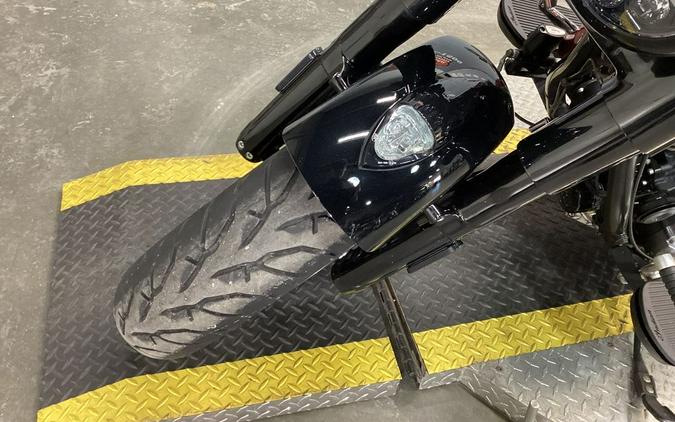 2022 Indian Motorcycle® Super Chief® Limited Black Metallic