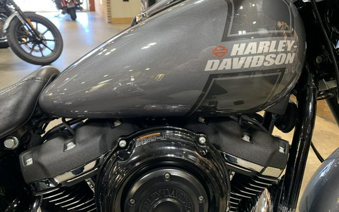 Harley-Davidson® Sport Glide® 2021 FLSB Gauntlet Gray Metallic