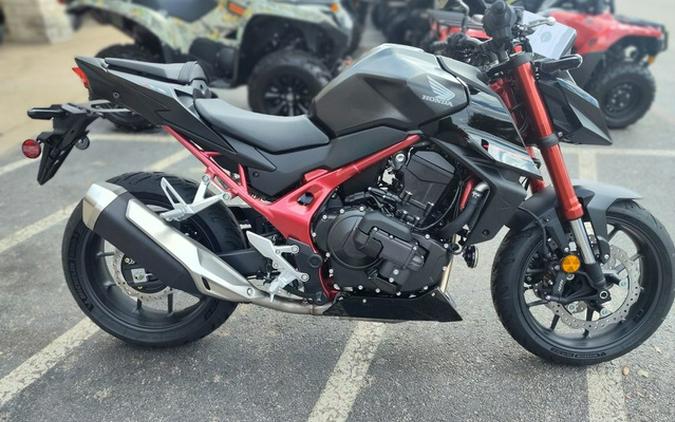 2026 Honda CB750 Hornet E-Clutch