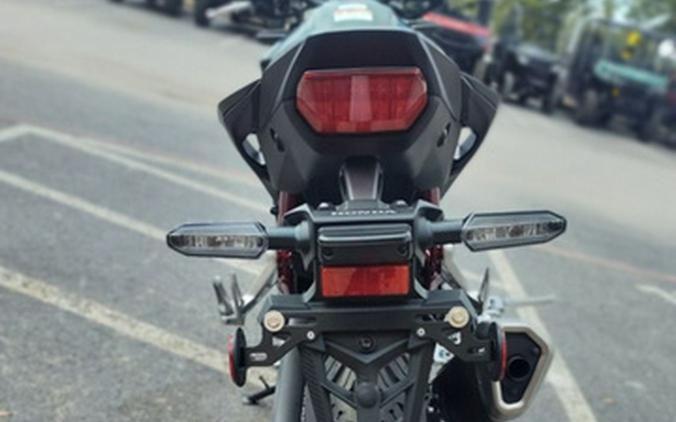 2026 Honda CB750 Hornet E-Clutch