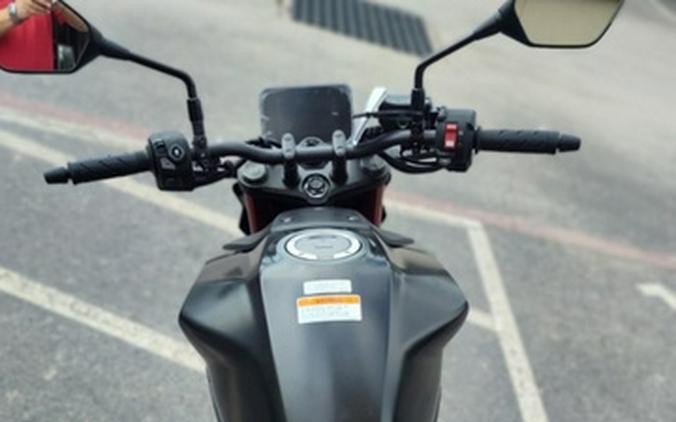 2026 Honda CB750 Hornet E-Clutch