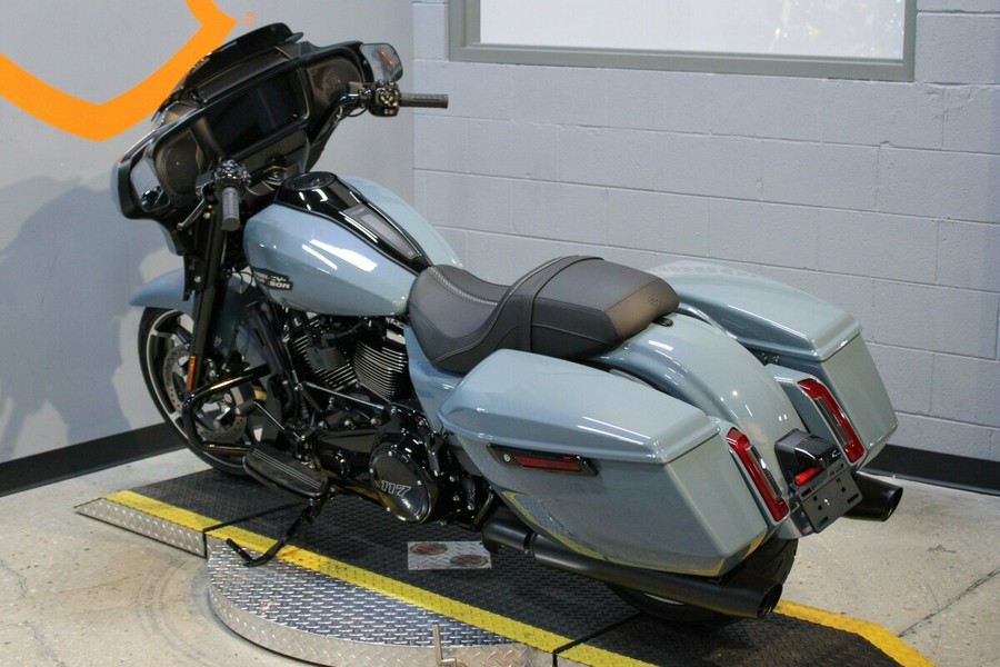 2024 Harley-Davidson Street Glide Grand American Touring FLHX