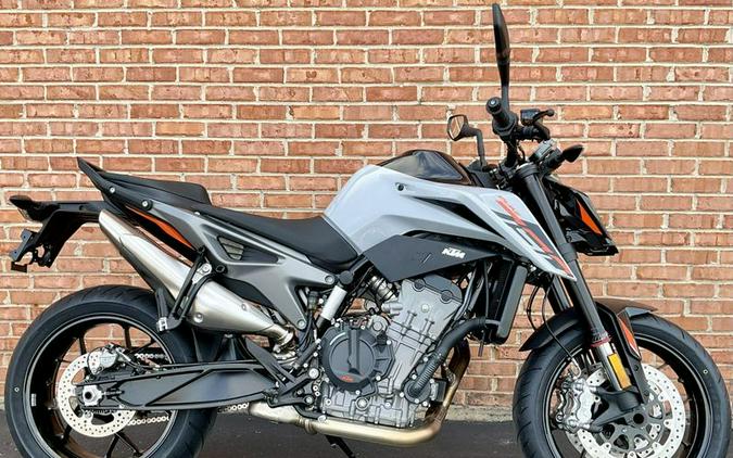 New 2024 KTM 790 Duke