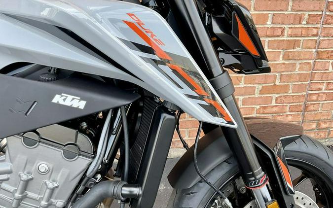 New 2024 KTM 790 Duke