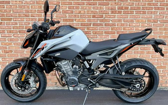 New 2024 KTM 790 Duke