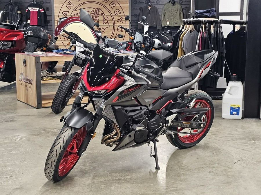 2025 Kawasaki Z500 SE ABS